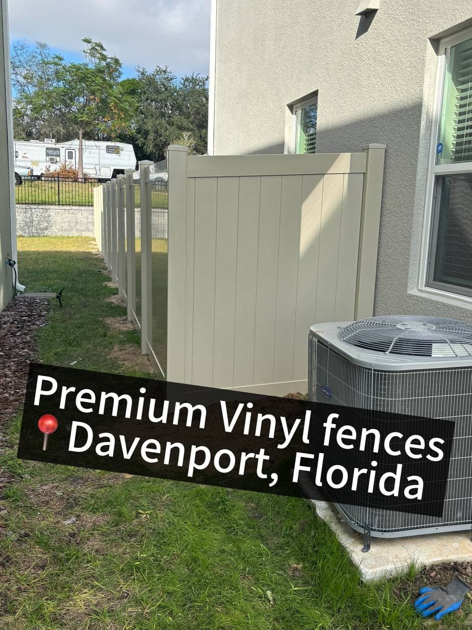Premium vinyl fence in Davenport Florida